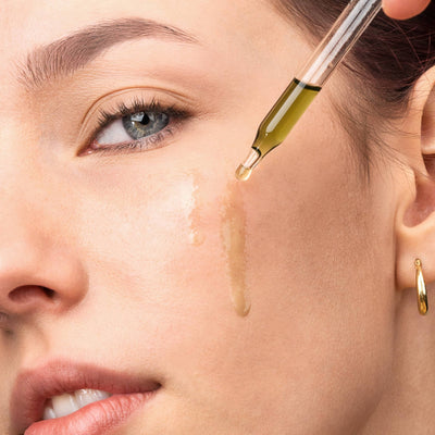 face oil for sensitive skin on model